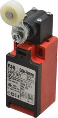 Eaton Cutler-Hammer - SPDT, NC/NO, 240 VAC, 30 VDC, Screw Terminal, Roller Lever Actuator, General Purpose Limit Switch - 4, 13, 4X, 6P NEMA Rating, IP65 IPR Rating, Screw Mount - A1 Tooling