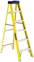 Louisville - 4 Steps, 5' High, Type I Rating, Fiberglass Step Ladder - 250 Lb Capacity, 20-3/8" Base Width - A1 Tooling