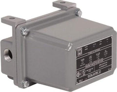 Square D - 4 NEMA Rated, DPST-DB, Float Switch Pressure and Level Switch - 575 VAC, Line-Load-Load-Line Terminal - A1 Tooling