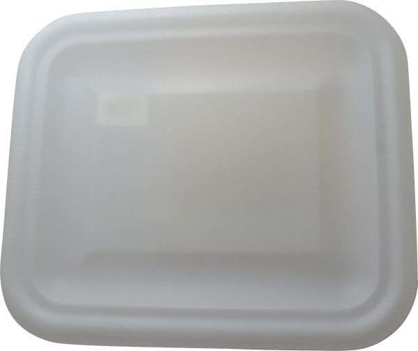 Rubbermaid - 15" Long x 12.8" Wide White Lid - For Use with Rubbermaid - 3690 - A1 Tooling