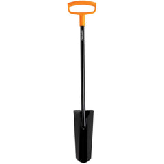 Fiskars - Shovels, Spades, Diggers & Hoes Type: Spade Blade Type: Tapered - A1 Tooling