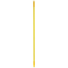 Remco - Broom/Squeegee Poles & Handles Connection Type: European Threaded Handle Material: Fiberglass - A1 Tooling