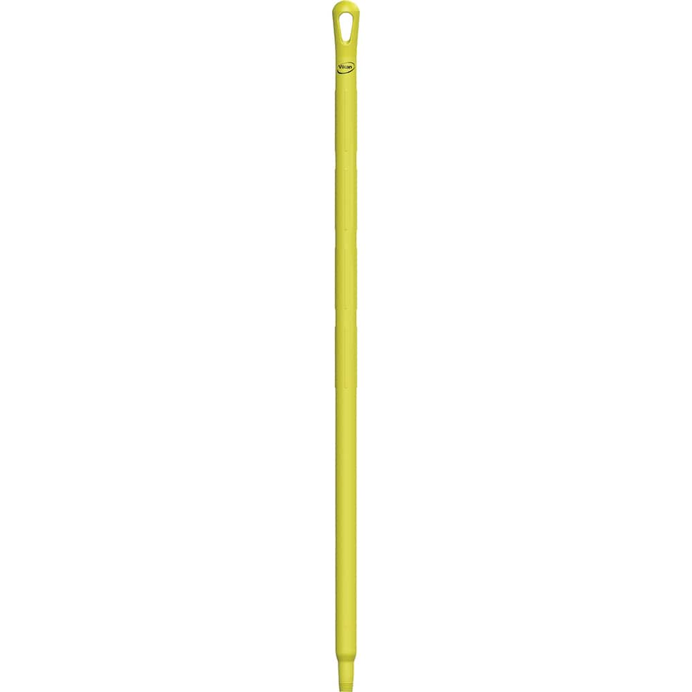 Remco - Broom/Squeegee Poles & Handles Connection Type: European Threaded Handle Material: Polypropylene - A1 Tooling