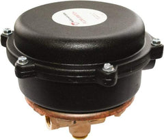 McDonnell & Miller - 100 psi, Brass Housing, Adjustable Paddle Flow Switch - 0.41 Flow Set Point, 1,863 Flow Point cc/min, 0.41 1.81 GPM, 120/240 Voltage, 1/2 Inch Thread Size - A1 Tooling