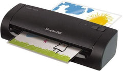 Swingline - 1.3' Long x 15-45/64" Wide Desktop Laminator - 9" Width Capacity - A1 Tooling