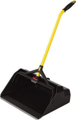 Rubbermaid - 20-7/16" Wide x 29" Deep x 11" High Handheld Dustpan - Plastic Body, 27" Handle, Black - A1 Tooling