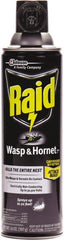 Raid - Pack of (12) 14-oz Aerosol Cans Bee, Hornet, Yellow Jacket, Mud Dauber & Paper Wasp Killer - A1 Tooling