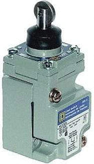 Square D - SPDT, NC/NO, 600 Volt Screw Terminal, Roller Plunger Actuator, General Purpose Limit Switch - 1, 2, 4, 6, 12, 13, 6P NEMA Rating, IP67 IPR Rating - A1 Tooling