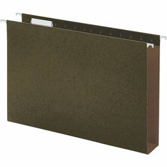 UNIVERSAL - 9-5/8 x 14-3/4", Legal, Standard Green, Hanging File Folder - 11 Point Stock, 1/5 Tab Cut Location - A1 Tooling