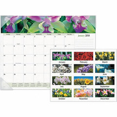 AT-A-GLANCE - 12 Sheet, 22 x 17", Desk Pad Calendar - Floral - A1 Tooling