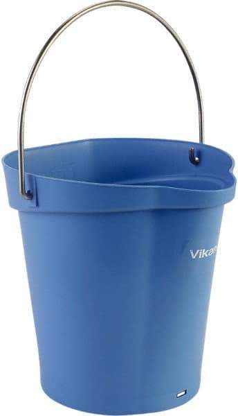 Vikan - 1-1/2 Gal, Polypropylene Round Blue Single Pail with Pour Spout - Handle Included - A1 Tooling