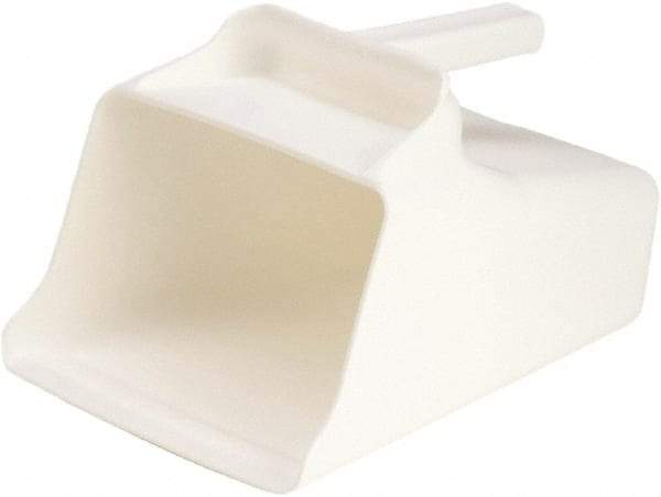 Remco - 128 oz White Polypropylene Flat Bottom Scoop - 8.7" Wide x 6.7" Deep Bowl, 11" OAL - A1 Tooling