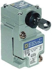 Square D - SPDT, NC/NO, 600 Volt Screw Terminal, Plunger Actuator, General Purpose Limit Switch - 1, 2, 4, 6, 12, 13, 6P NEMA Rating, IP67 IPR Rating - A1 Tooling