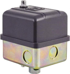 Square D - 1, 7, 9 and 3R NEMA Rated, 60 to 80 psi, Electromechanical Pressure and Level Switch - Adjustable Pressure, 575 VAC, L1-T1, L2-T2 Terminal, For Use with Square D Pumptrol - A1 Tooling