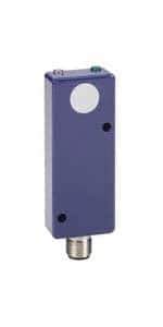 Telemecanique Sensors - PNP, 1/4m Detection, Flat, Ultrasonic Proximity Sensor - 3 Wires, IP67, 12 to 24 VDC, 17mm Wide - A1 Tooling