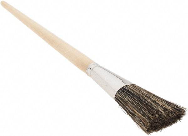 Osborn - Hoghair Artist's Paint Brush - 1 1/2" Wide, 2 3/8" Bristle Length, 9-3/4" Wood Handle - A1 Tooling