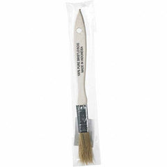 Rubberset - 1/2" Flat Hog Chip Brush - Wood Beavertail Handle - A1 Tooling