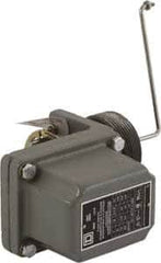 Square D - 7 and 9 NEMA Rated, DPST, Float Switch Pressure and Level Switch - 575 VAC, Line-Load-Load-Line Terminal - A1 Tooling