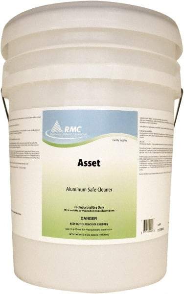 Rochester Midland Corporation - 5 Gal Pressure Washing Cleaner/Degreaser - Pail, Alkaline Formula - A1 Tooling