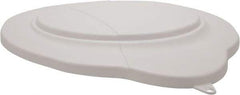 Vikan - 5 Gal Polypropylene Pail Lid - White, For Use with Vikan 5 Gal Pail - A1 Tooling