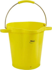 Vikan - 5 Gal, 18" High, Polypropylene Round Yellow Single Pail with Pour Spout - Handle Included, 15.4mm Top Length x 18.9" Top Width x 18.9" Top Diam - A1 Tooling