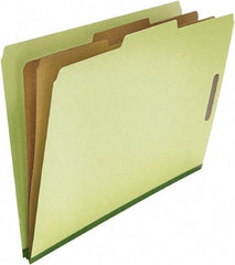 UNIVERSAL - 8-1/2 x 14", Legal, Green, Classification Folders with Top Tab Fastener - 25 Point Stock, Right of Center Tab Cut Location - A1 Tooling