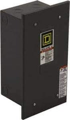 Square D - 1 NEMA Rated, 5 Pole, Electrically Held Lighting Contactor - 30 A (Tungsten), 110 VAC at 50 Hz, 120 VAC at 60 Hz - A1 Tooling