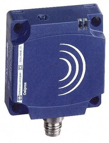 Telemecanique Sensors - PNP, 15 to 25mm Detection, Flat, Inductive Proximity Sensor - 3 Wires, IP67, 12 to 24 VDC, 40mm Wide - A1 Tooling