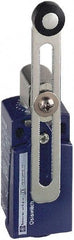 Telemecanique Sensors - DP, NC/NO, 240 VAC, Screw Terminal, Roller Lever Actuator, General Purpose Limit Switch - A1 Tooling