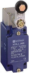 Telemecanique Sensors - SPDT, NC/NO, 240 VAC, 250 VDC, Screw Terminal, Roller Lever Actuator, General Purpose Limit Switch - 1, 2, 3, 4, 12 NEMA Rating, IP66 IPR Rating - A1 Tooling