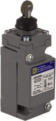 Square D - SPDT, NC/NO, 600 Volt Screw Terminal, Roller Plunger Actuator, General Purpose Limit Switch - 1, 2, 4, 6, 12, 13, 6P NEMA Rating, IP67 IPR Rating - A1 Tooling