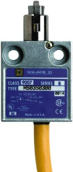 Square D - SPDT, NC/NO, 240 VAC, 4 Pin M12 Male Terminal, Roller Plunger Actuator, General Purpose Limit Switch - 1, 2, 4, 6, 6P NEMA Rating, IP67 IPR Rating, 80 Ounce Operating Force - A1 Tooling