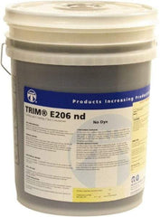 Master Fluid Solutions - Trim E206 nd, 5 Gal Pail Cutting & Grinding Fluid - Water Soluble, For Cutting, Grinding - A1 Tooling