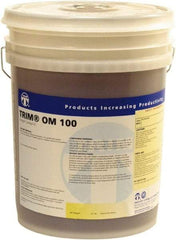 Master Fluid Solutions - Trim OM 100, 5 Gal Pail Cutting & Grinding Fluid - Straight Oil, For Cutting, Grinding - A1 Tooling