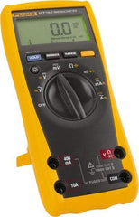 Fluke - 177 ESFP, CAT IV, CAT III, 1,000 VAC/VDC, Digital True RMS Auto Ranging Manual Ranging Multimeter - 50 mOhm, Measures Voltage, Capacitance, Current, Frequency, Resistance - A1 Tooling