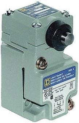 Square D - SPDT, NC/NO, 600 Volt Screw Terminal, Plunger Actuator, General Purpose Limit Switch - 1, 2, 4, 6, 12, 13, 6P NEMA Rating, IP67 IPR Rating - A1 Tooling