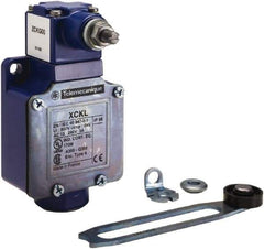 Telemecanique Sensors - SPDT, NC/NO, 300 VAC, 300 VDC, Screw Terminal, Roller Lever Actuator, General Purpose Limit Switch - 1, 2, 3, 4, 12 NEMA Rating, IP66 IPR Rating, Reversible Mount - A1 Tooling