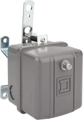 Square D - 1 NEMA Rated, DPST, Float Switch Pressure and Level Switch - 575 VAC, Line-Load-Load-Line Terminal - A1 Tooling