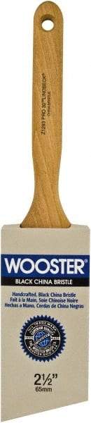 Wooster Brush - 2-1/2" Angled Hog Sash Brush - 2-15/16" Bristle Length, 7-7/8" Maple Fluted Handle - A1 Tooling