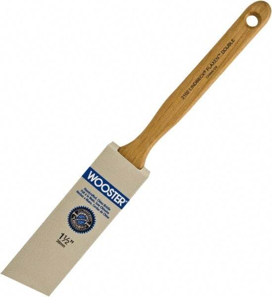 Wooster Brush - 1-1/2" Angled Hog Sash Brush - 2-7/16" Bristle Length, 7-7/8" Maple Fluted Handle - A1 Tooling