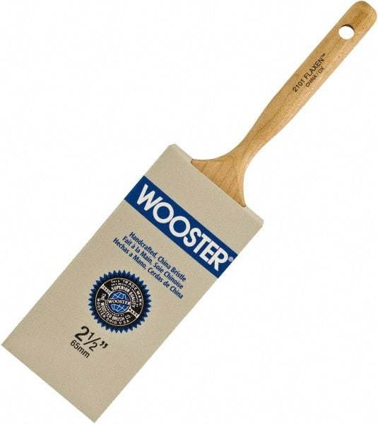 Wooster Brush - 2-1/2" Flat Hog Varnish Brush - 2-11/16" Bristle Length, 6-1/4" Maple Dowel Handle - A1 Tooling