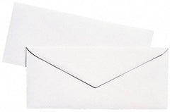 UNIVERSAL - 8-7/8" Long x 3-7/8" Wide Gummed Flap Plain White Envelope with Window - 24 Lb Paper Weight - A1 Tooling