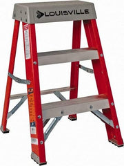 Louisville - 2 Steps, 2' High, Type IA Rating, Fiberglass Step Ladder - 300 Lb Capacity, 17" Base Width - A1 Tooling