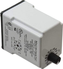 Macromatic - 8 Pin, Multiple Range DPDT Time Delay Relay - 10 Contact Amp, 24 VAC/VDC, Knob - A1 Tooling