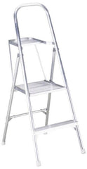 Werner - 4 Steps, 4-1/2' High, Type III Rating, Aluminum Platform Ladder - 200 Lb Capacity, 20" Base Width - A1 Tooling