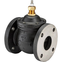 Johnson Controls - Temperature Control Valves; End Connections: Flanged ; Pipe Size: 2-1/2 - Exact Industrial Supply