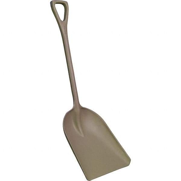 Remco - 17" High x 14" Wide Square Plastic Shovel - 42" Long Plastic D-Grip Handle, No Step - A1 Tooling