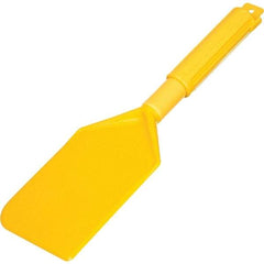 Carlisle - Sparta Yellow Nylon Mixing Paddle without Holes - 13-1/2" Overall Length - A1 Tooling